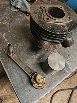 Motor Jawa - cz 175 / 125 - 5