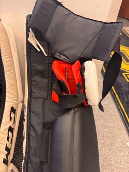 DĚTSKÝ SET BETONY, LAPAČKA, VYRÁŽEČKA CCM YFLEX II - 5