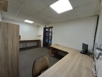 pronájem skladu 230 m2, s kanceláří a garáží, v Orlové - 5