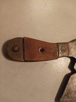 Starožitný sekaček - 5