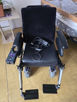 Elektrický invalidní vozík - 5
