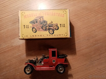 Autíčka Matchbox včetně krabičky - 5