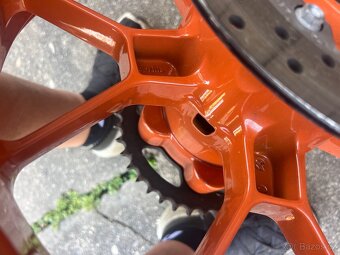 Aprilia Rsv 1000 nebo tuono 1000 - 5