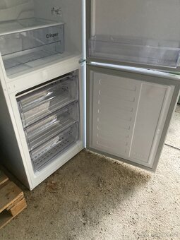 Lednice Beko K6330 - s mrazákem - 180 cm - 5