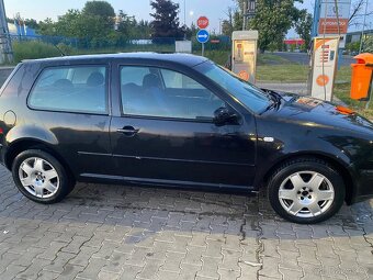 Golf 4 1,6 77kw - 5