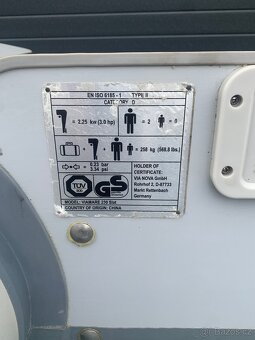 Nafukovací člun s motorem Honda 2,3HP - 5