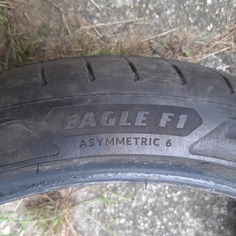 235/40/19 Goodyear - 5