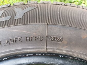 Zimní pneu 215/65R16 98H - 5