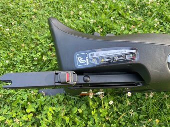 Prodám autosedačku Joie s otočnou základnou - 5