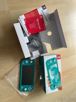 Herní konzole Nintendo Switch Lite - 5