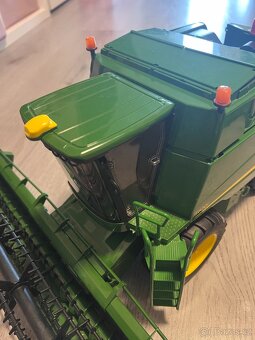 Bruder Kombajn John Deere - 5
