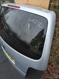 VW Touran -páté dveře, viko kufru LA7W,LC5C,LC9Z, - 5
