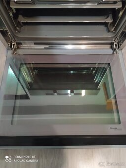 VESTAVĚNÁ TROUBA MIELE - 5