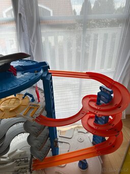 Mega dráha Hotwheels - 5