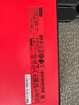 ThinkPad Universal USB-C Dock 40AY - 5
