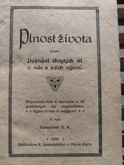 22 starých knih od roku 1881 - 5