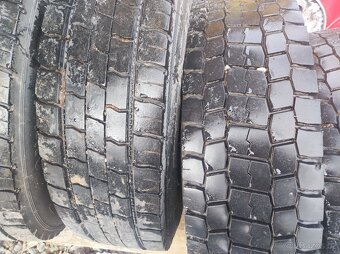 Prodám 4x pneu 215/75 R17,5 - 5