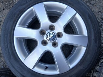 Prodám sadu ALU kol VW 195/55R15 letní - 5