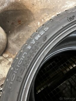 Nokian 245/35 r20 zimní - 5