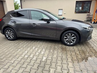Mazda 3 - 5