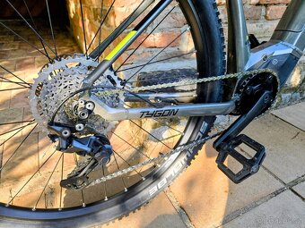 Kellys Tygon R50 P 2023, Shimano XT brzdy, teleskopka - 5