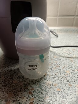 Odsávačka mateřského mléka Medela - 5