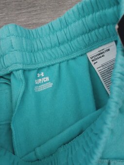 Nové tepláky Under Armour - 5