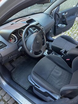 Renault Megane 2 ( druhá generace ) 1.6 benzín - 5