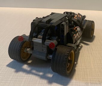 Lego Technic 42046 únikové závodní auto - 5