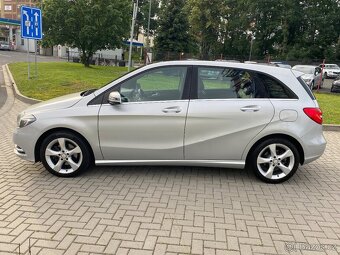 MERCEDES B180 90kw--AVANTGARDE--KŮŽE--LED--113.000km-- - 5