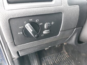 Ford Mondeo B5Y 2,0TDCI 96kW 2006 Ghia - DILY z VOZU - 5