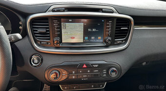 KIA SORENTO 2.2 CRDi - 5