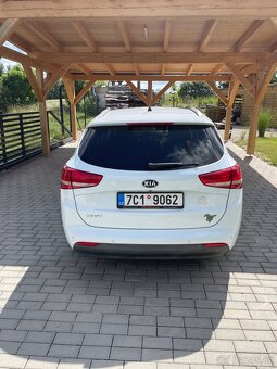 Kia ceed Sw 1,6 GDI 99kw Exclusive - 5
