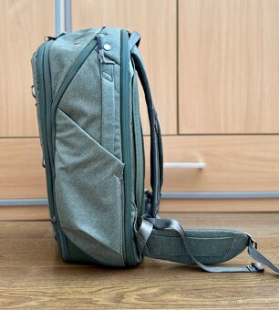 Peak Design Travel Backpack 45L Sage - 5