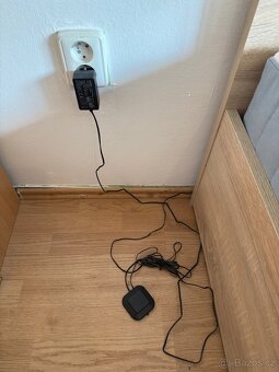 Prodám postel 200 x 140 cm i s matrací a osvětlením. - 5