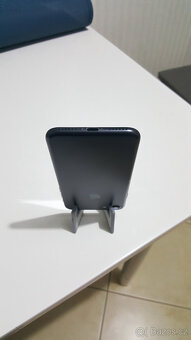 Prodám Iphone 7 - 5