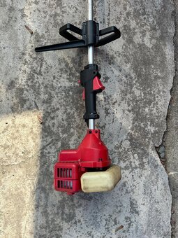 Benzinový vyžínač - sekačka , Křovinořez do ruky - 5