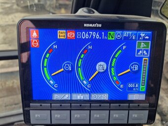 Komatsu pw180-10 - 5