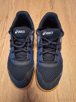 sálovky ASICS UPCOURT 5 - 5