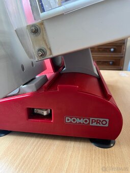 Elektrický kráječ potravin Domo PRO DO522S, červený/nerez - 5