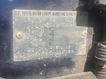 Prodám Toyta RAV4 - 5