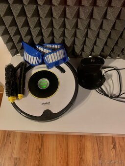iRobot Roomba 621 - 5