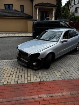 Mercedes w 220, 320 CDI, r.v. 2005, ( 354 tis. km) po nehodě - 5