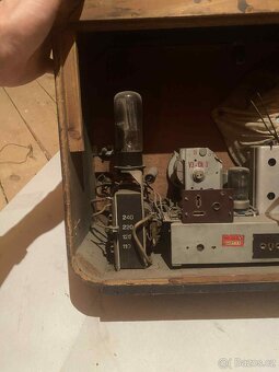 Lampové rádio TESLA – retro poklad - 5