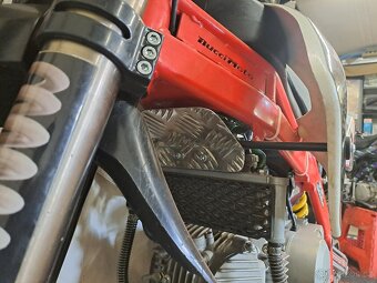 Bucci moto  f6 - 5