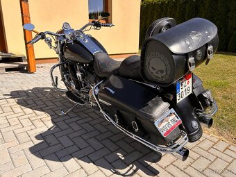HARLEY-DAVIDSON ROAD KING CLASSIC FLHRCI - 5