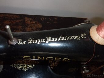 STARÝ ŠLAPACÍ ŠICÍ STROJ - SINGER - 5
