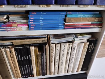 Sbírka knih - 5