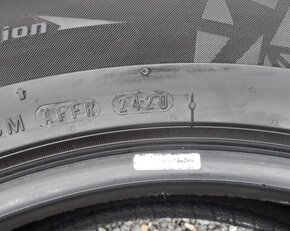 Pěkné zimní pneu Nexen 225/60/18 - 5
