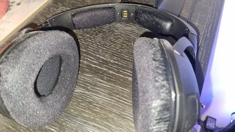 Bezdrát sluchátka Sennheiser HDR 170 - 5